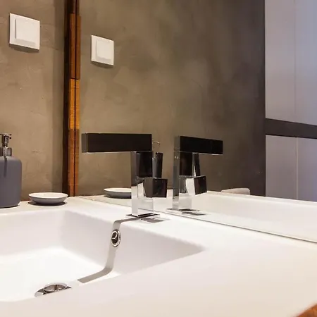 Old Stables Chiado - 2 Bedroom In The Heart Of Daire *