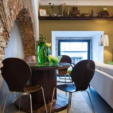 Daire Old Stables Chiado - 2 Bedroom In The Heart Of *