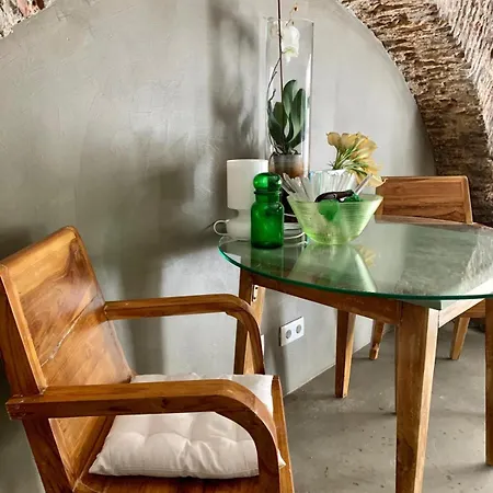Lejlighed Old Stables Chiado - 2 Bedroom In The Heart Of Lisboa