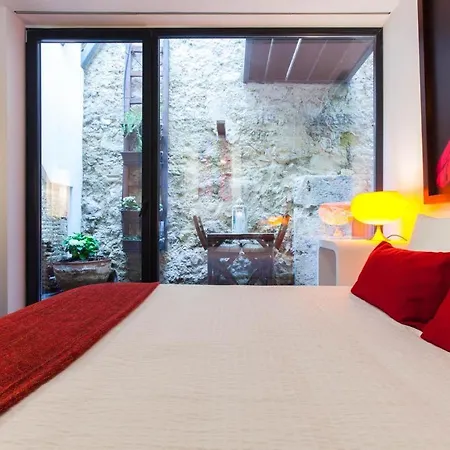 Old Stables Chiado - 2 Bedroom In The Heart Of Lisboa